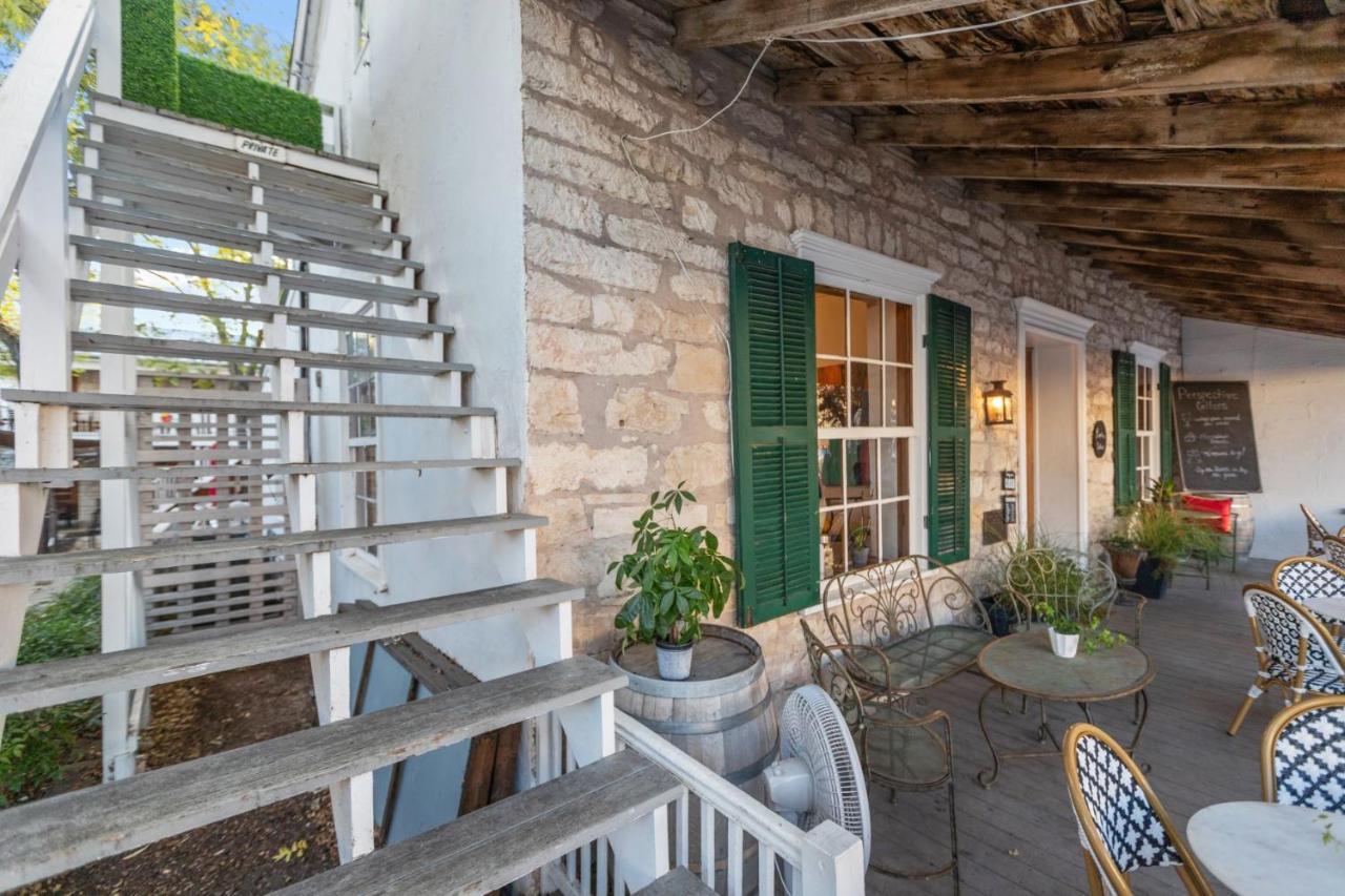 Nimitz Loft Villa Fredericksburg Bagian luar foto